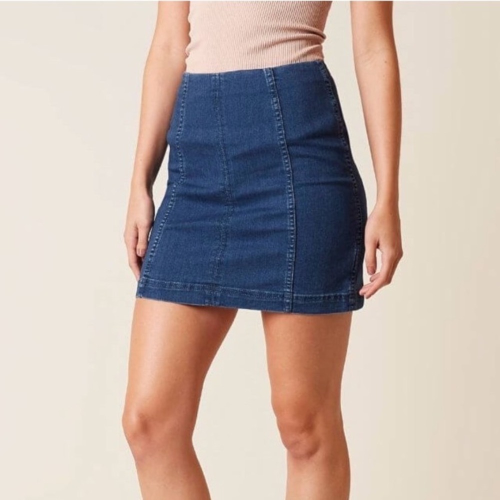 Free People Denim Mini Skirt Blue Seamed High Waisted A-Line Size 26 Waist/Small
